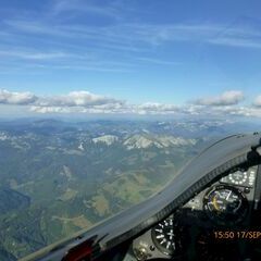 Flugwegposition um 13:50:27: Aufgenommen in der Nähe von Gemeinde Kalwang, 8775, Österreich in 2497 Meter